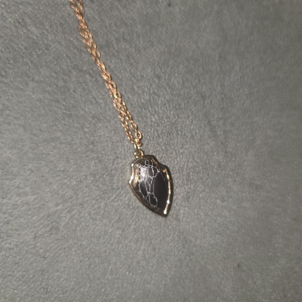 Marble Arrowhead Necklace